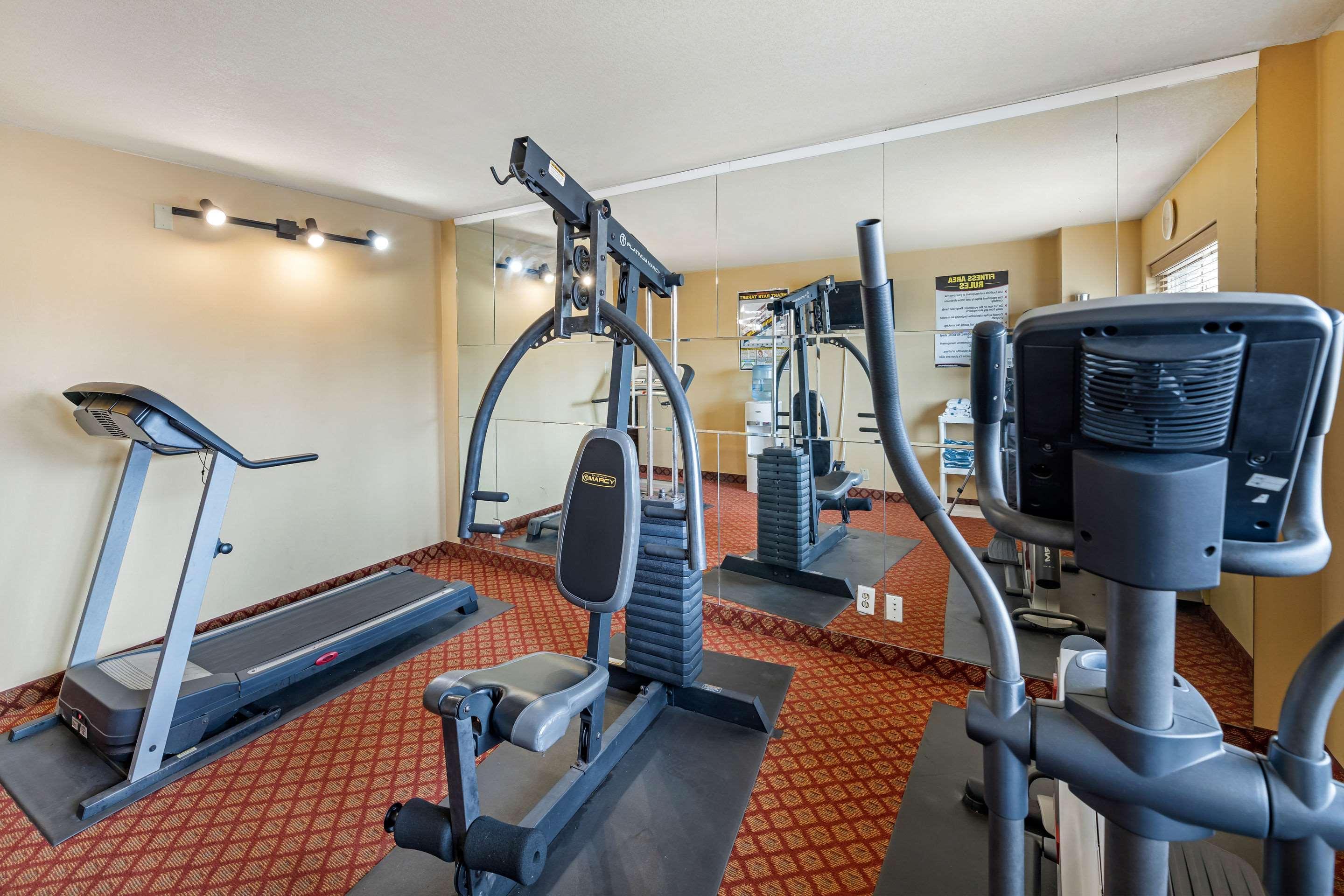 Rodeway Inn South Hutchinson Esterno foto