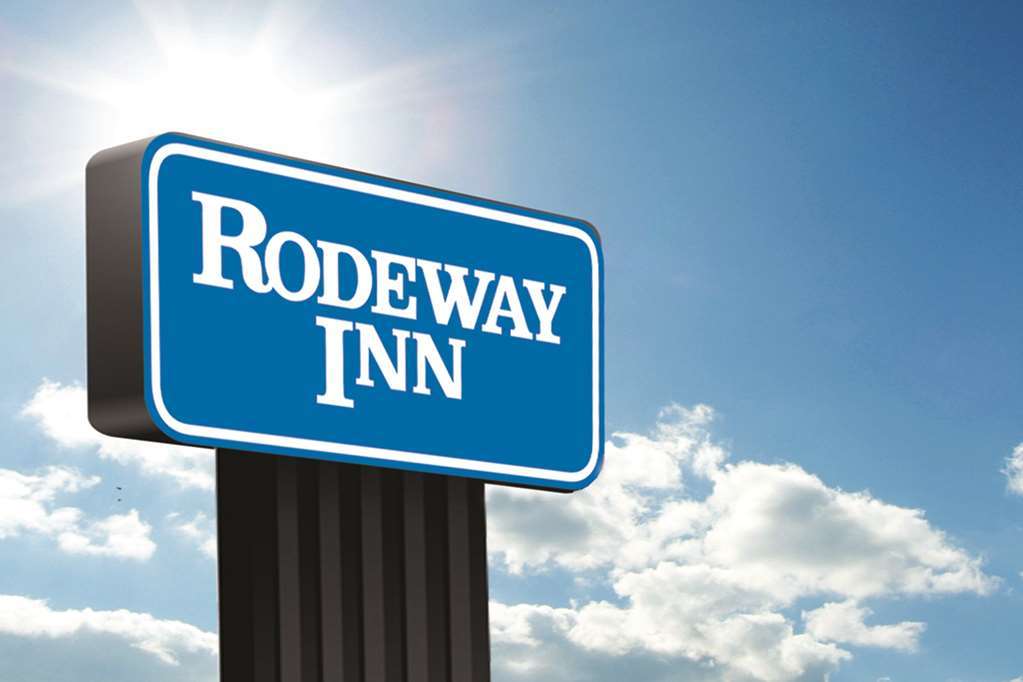 Rodeway Inn South Hutchinson Esterno foto